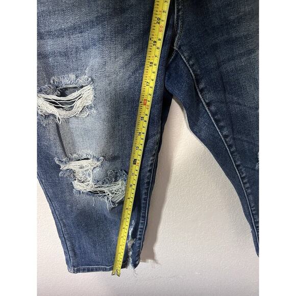 Judy Blue Boyfriend Fit High Waisted Distressed Denim Jeans Size 20W Stretchy - Picture 4 of 9